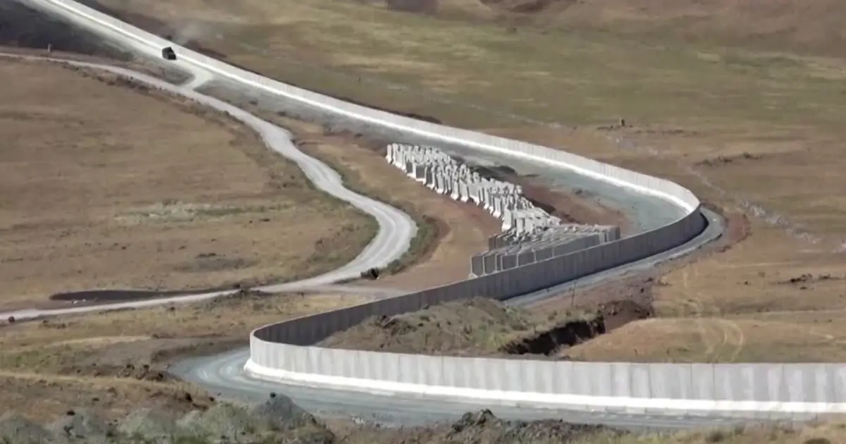 Turkey builds border wall to prevent Afghan refugee influx
